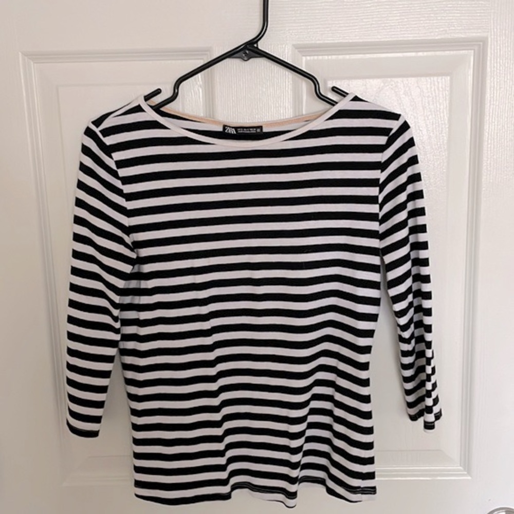 Zara Womens Three Quarter Length Sleeve Striped T-Shirt